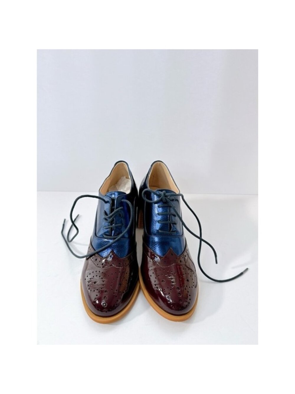 Size 9.5 Women’s Two Tone Oxford Heels Blue Burgundy Patent Brogue Lace-Up Shoes